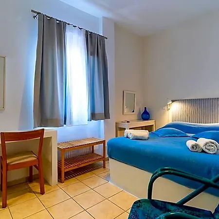 Manto Hotel
